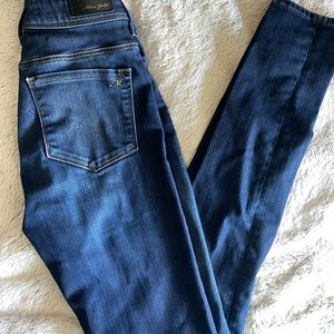 SIZE 25 Mavi Jeans - Dark Wash